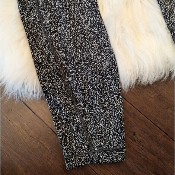 Athleta Ultimate Stash Textured 7/8 Tight Leggings Black White Pockets M Medium - Picture 5 of 7